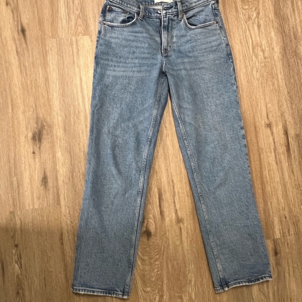 90’s midrise straight blue jeans